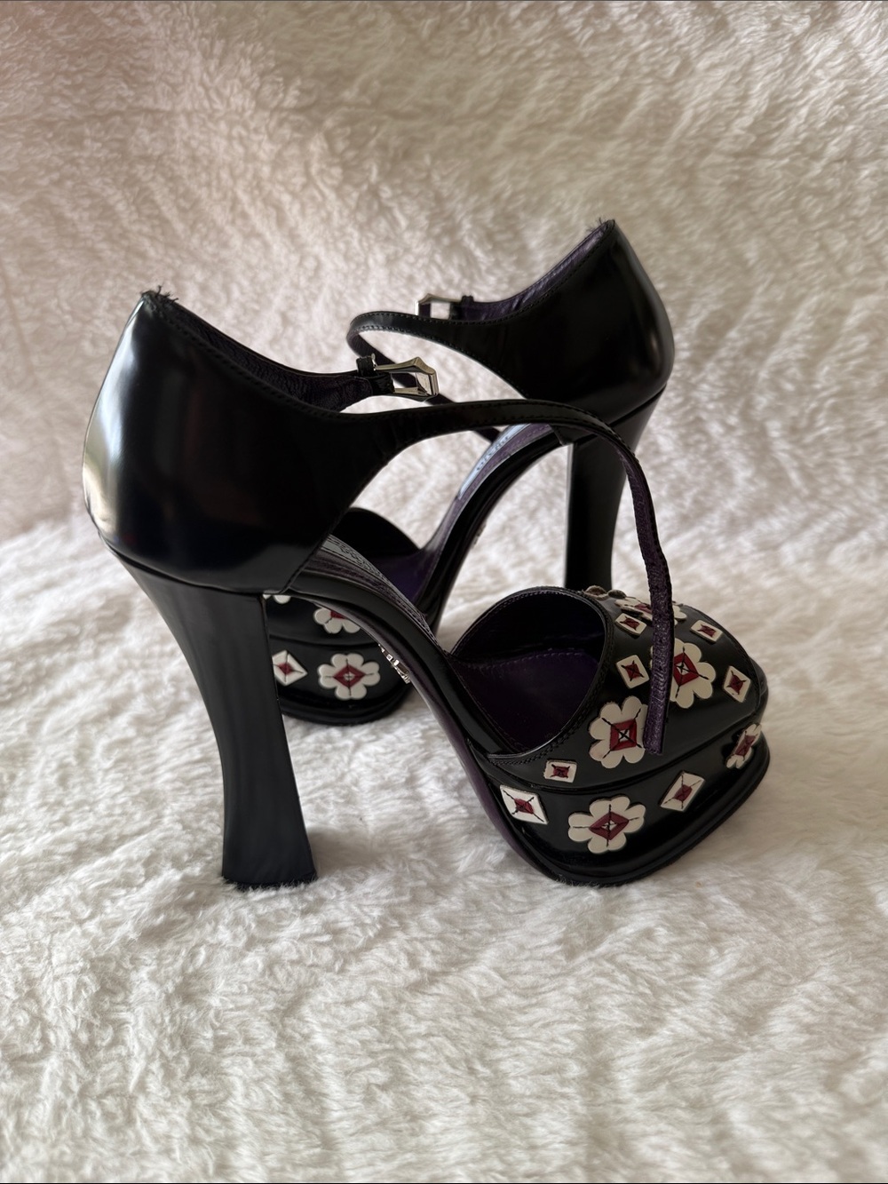 Prada Black Patent Platform Heels with White & Red Floral Appliqué - Picture 9 of 9